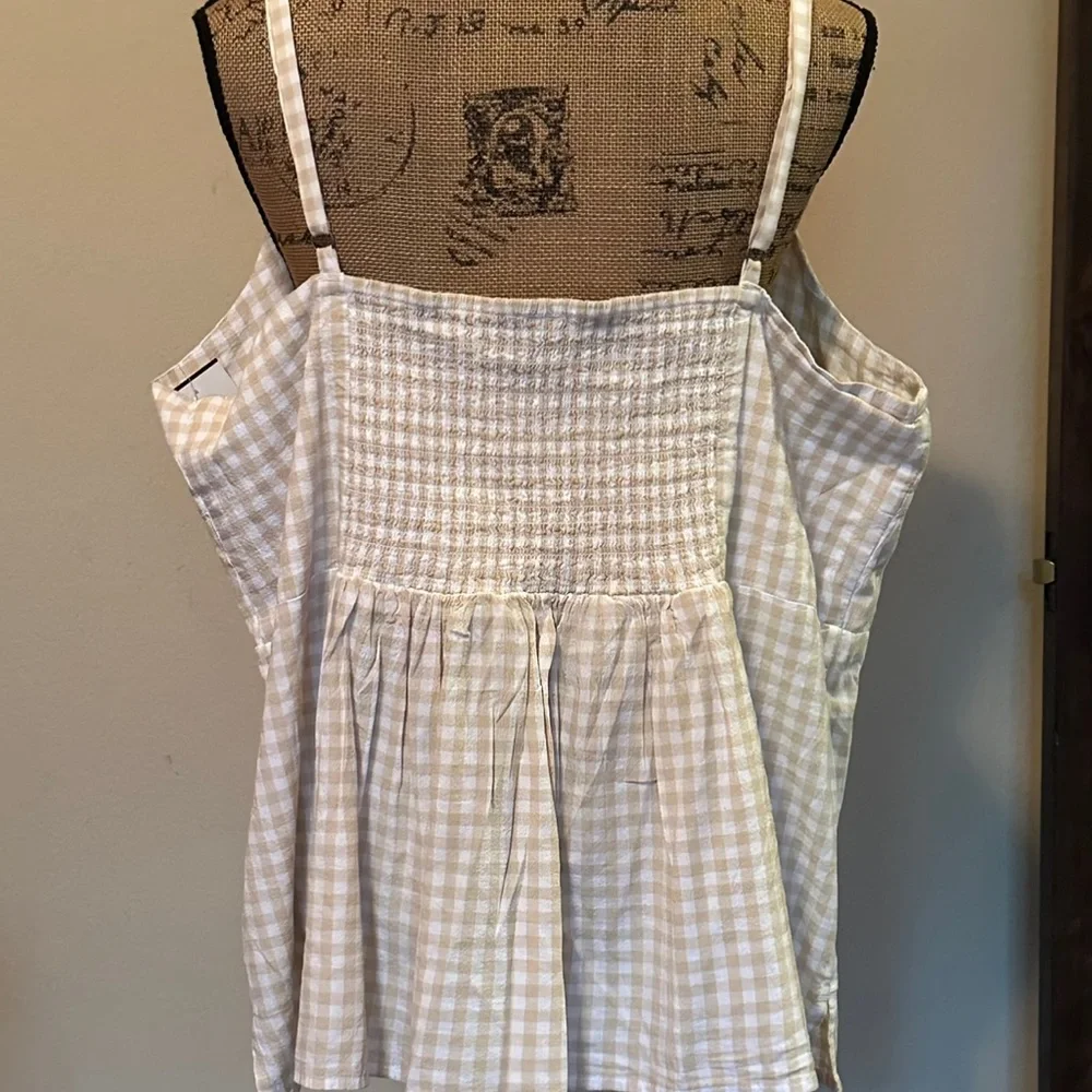 LAST ONE! Cute plus tank top-New without tag! - Picture 3 of 4